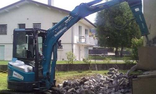 demolition-de-bloc-de-beton-mcm-batiment-a-chambery
