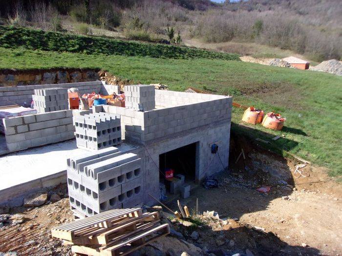 construction-de-maison-plain-pied-dans-lain-mcm-batiment-a-chambery