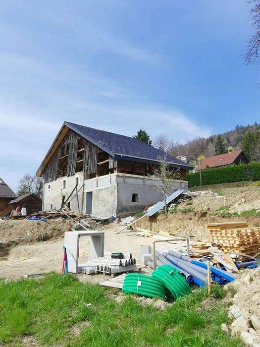 rehabilitation-dun-corps-de-ferme-mcm-batiment-a-chambery